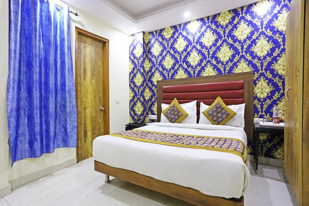 Hotel Gl Suites Near Delhi Airport New Delhi India