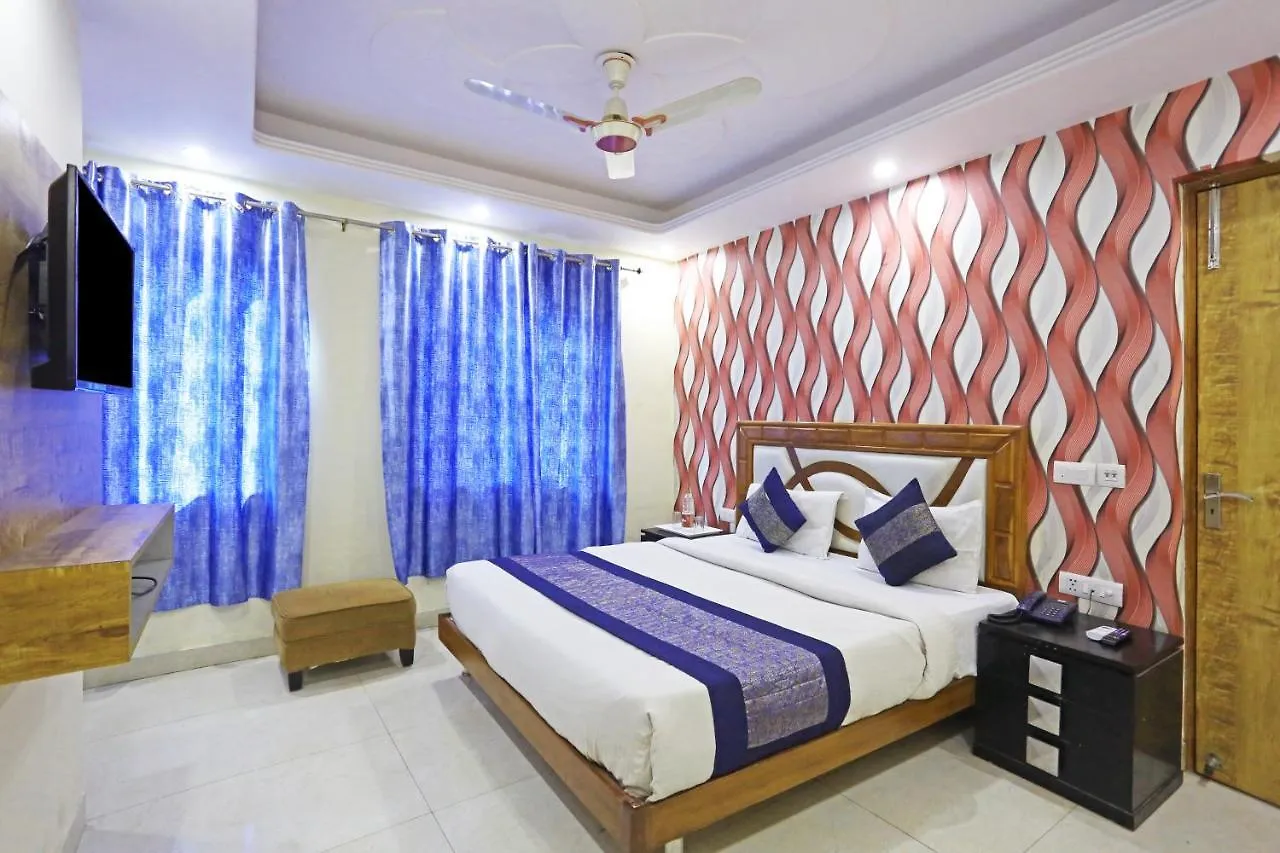 Hotel Gl Suites Near Delhi Airport New Delhi 4*,  India