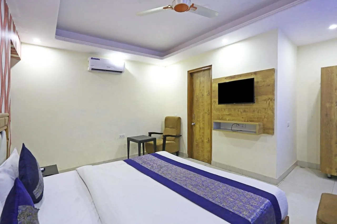 Hotel Gl Suites Near Delhi Airport New Delhi India