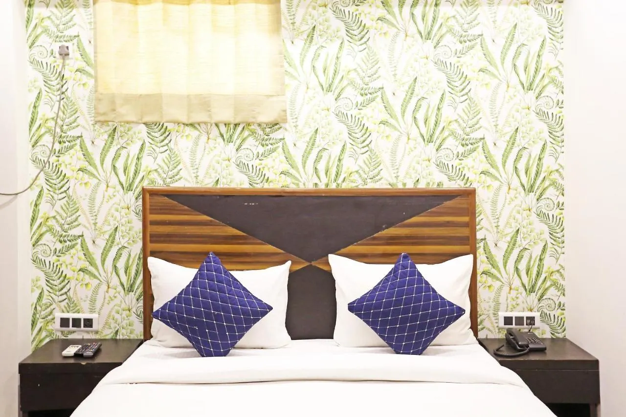 Hotel Gl Suites Near Delhi Airport New Delhi India