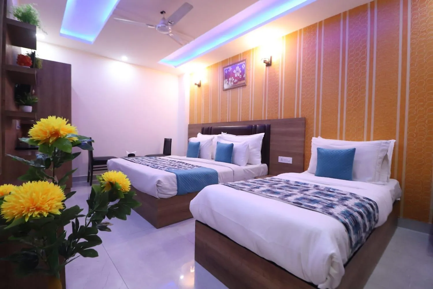Hotel Gl Suites Near Delhi Airport New Delhi India